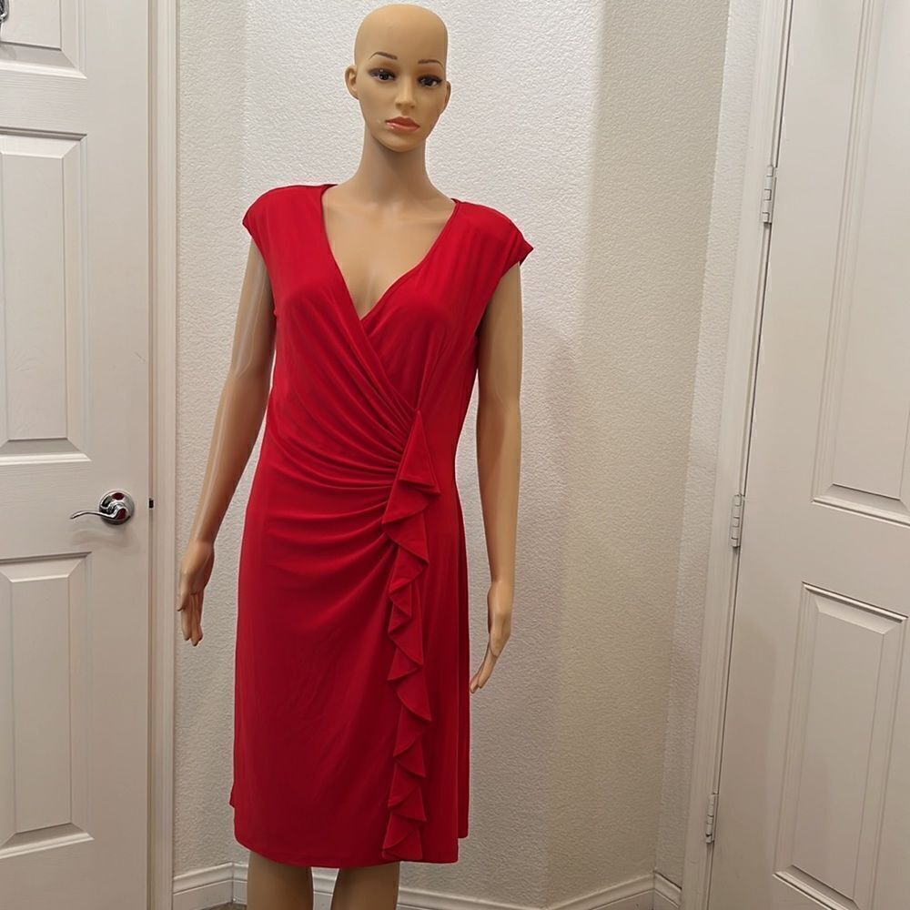 Evan Picone Dresses Size 10 V Neck Slimming Ruching Ruffle Short Sleeve Midi - Picture 2 of 10